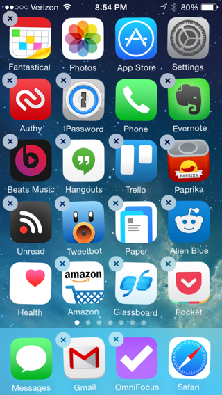 ② 	While the icons are shaking, a delete x appears on all app icons, except the built-in apps provided by Apple.